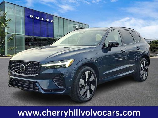 2025 Volvo XC60 Plus