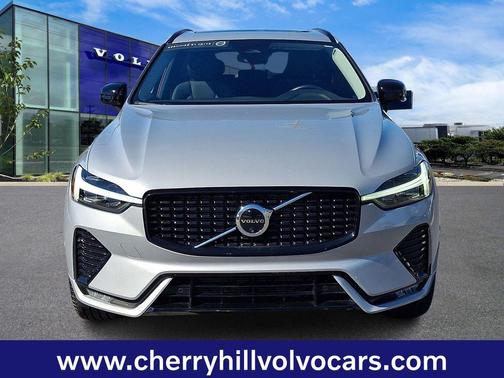 2025 Volvo XC60 Plus