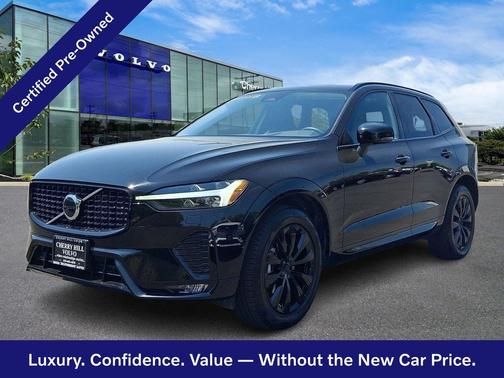 Onyx Black 2025 Volvo XC60 Core