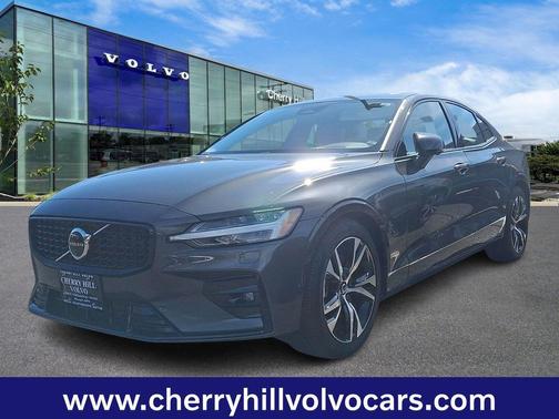 2025 Volvo S60 Plus