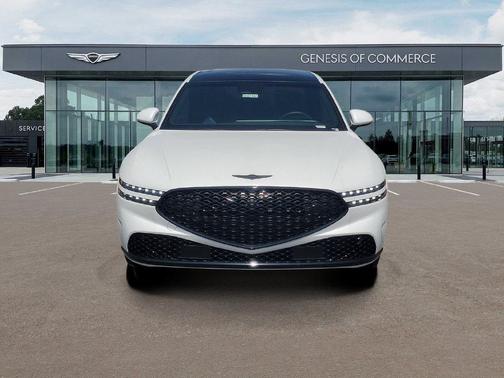 Uyuni White 2026 Genesis G90 3.5T e-SC Prestige Black
