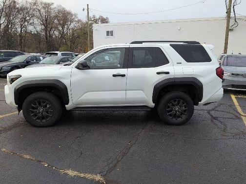 2025 Toyota 4Runner SR5