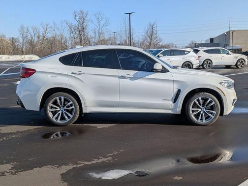 2015 BMW X6 xDrive50i