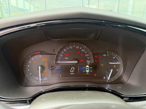 Stellar Black Metallic 2017 Cadillac XT5 Luxury