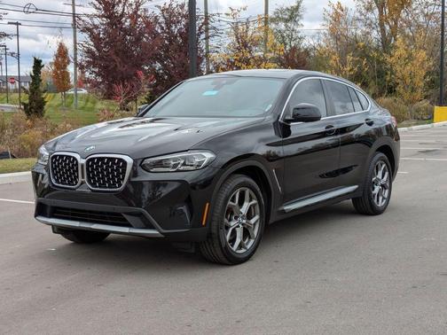 2023 BMW X4 xDrive30i