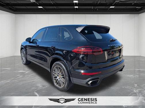 Jet Black Metallic 2018 Porsche Cayenne Platinum Edition