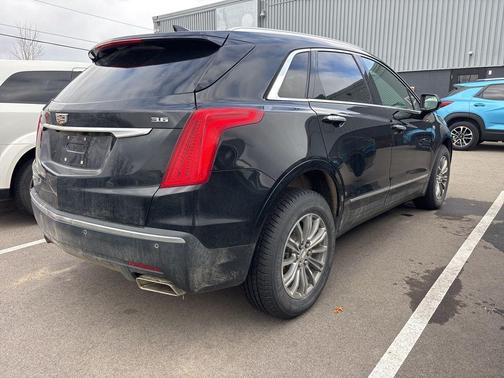 2017 Cadillac XT5 Luxury