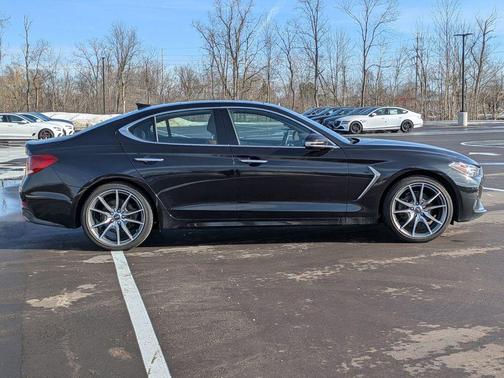 2020 Genesis G70 2.0T
