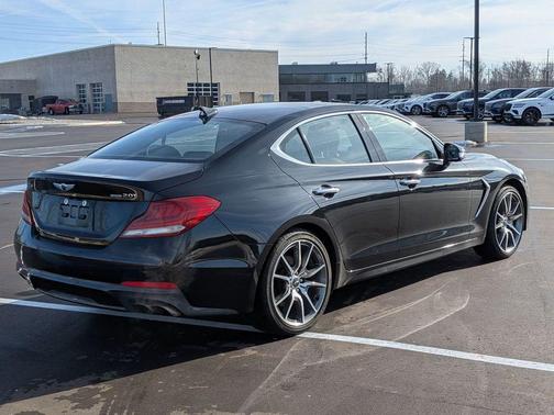 2020 Genesis G70 2.0T