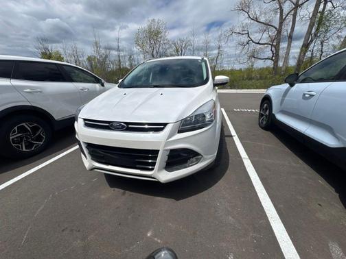 White Platinum Clearcoat Metallic 2015 Ford Escape Titanium