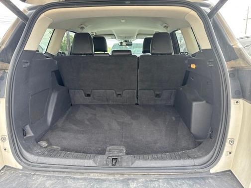 White Platinum Clearcoat Metallic 2015 Ford Escape Titanium