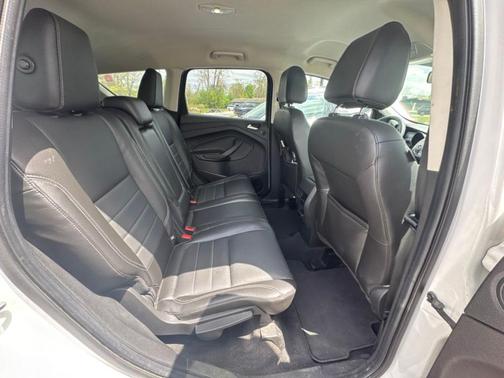White Platinum Clearcoat Metallic 2015 Ford Escape Titanium