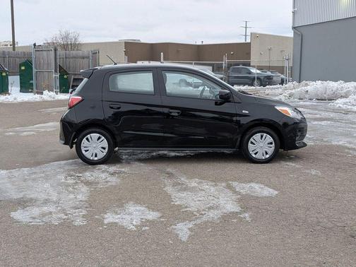 2024 Mitsubishi Mirage ES