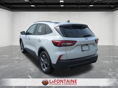 Space Silver 2025 Ford Escape ST-Line