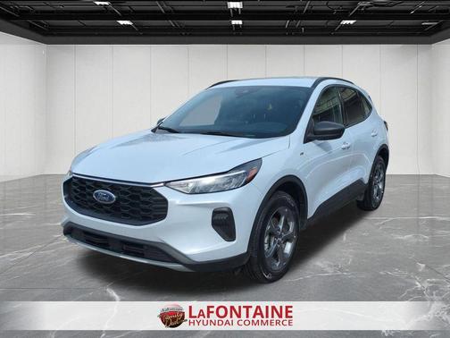 Space Silver 2025 Ford Escape ST-Line