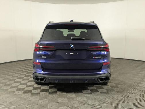 2024 BMW X5 M60i