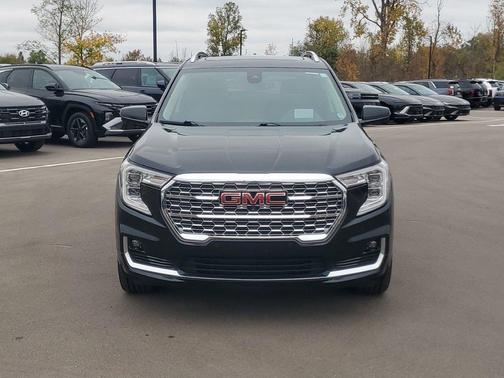 Ebony Twilight Metallic 2024 GMC Terrain Denali