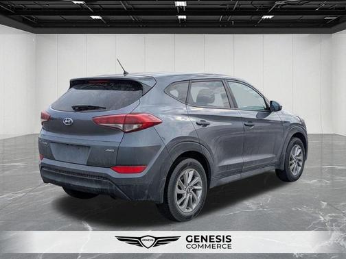 2018 Hyundai TUCSON SE