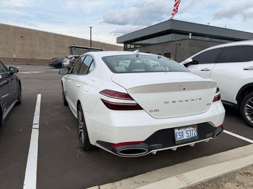 Uyuni White 2025 Genesis G70 2.5T