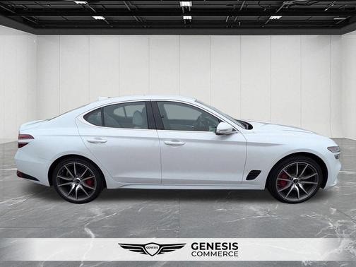 2025 Genesis G70 2.5T