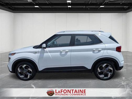 Lunar White 2023 Hyundai VENUE SEL