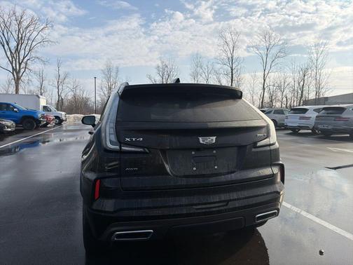 2024 Cadillac XT4 Sport