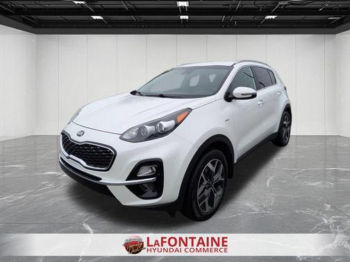Snow White Pearl 2021 Kia Sportage EX