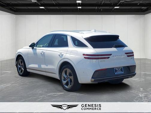 Uyuni White 2026 Genesis GV70 2.5T Advanced