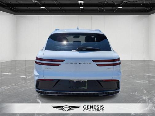 White 2026 Genesis G70 2.5T Prestige