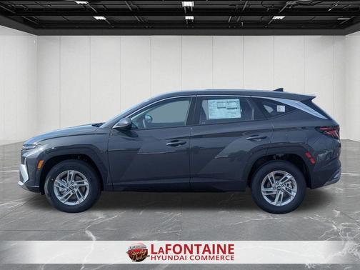 Gray 2026 Hyundai TUCSON SE