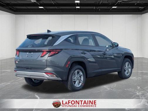 Gray 2026 Hyundai TUCSON SE