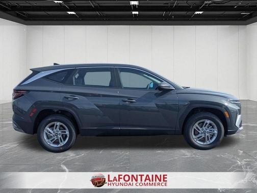 Gray 2026 Hyundai TUCSON SE