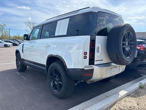Fuji White 2025 Land Rover Defender P300