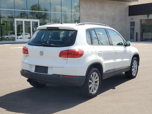 Pure White 2017 Volkswagen Tiguan Limited 2.0T