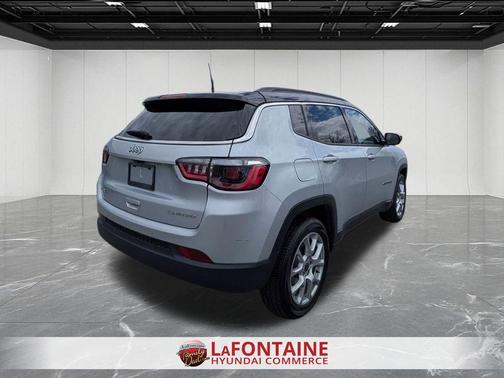 Silver Zynith 2025 Jeep Compass Limited
