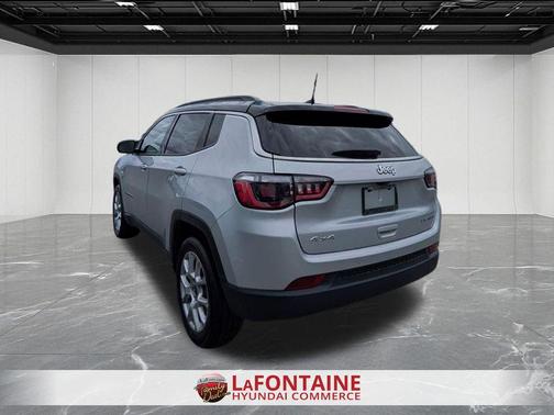 Silver Zynith 2025 Jeep Compass Limited