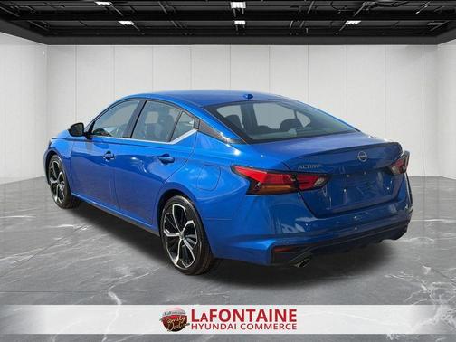 Bluestone 2025 Nissan Altima SR