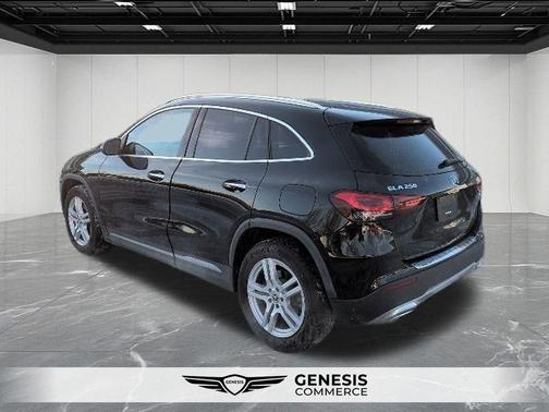2022 Mercedes-Benz GLA 250 Base 4MATIC