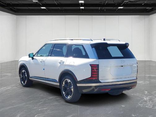 Pearl 2027 Hyundai PALISADE Limited