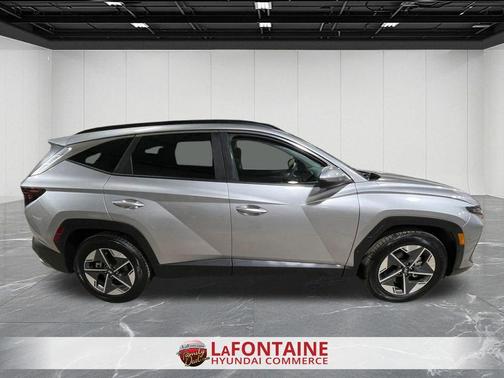 Shimmering Silver 2025 Hyundai TUCSON SEL