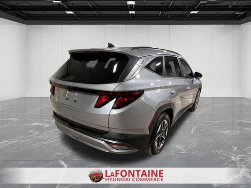 Shimmering Silver 2025 Hyundai TUCSON SEL