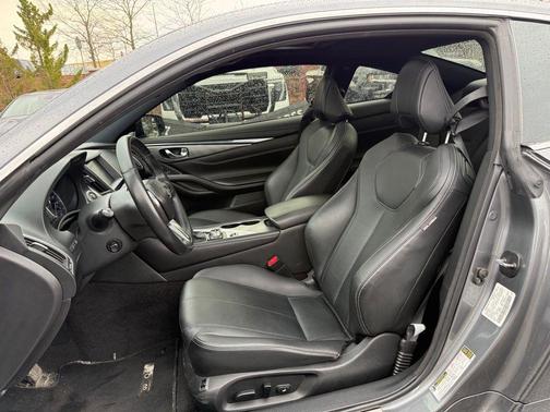 2018 INFINITI Q60 3.0t LUXE