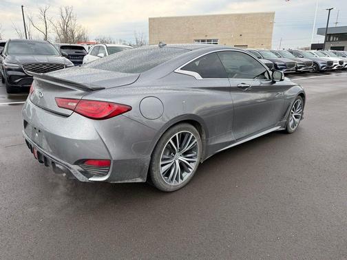 2018 INFINITI Q60 3.0t LUXE