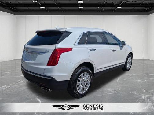 Crystal White Tri-Coat 2019 Cadillac XT5 Base