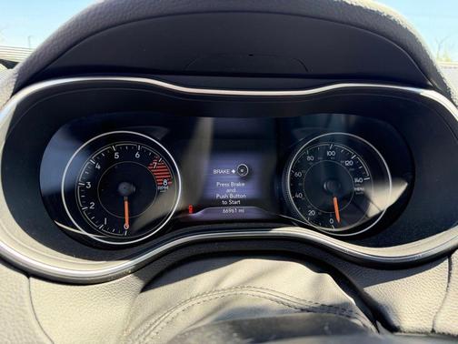 Slate Blue Pearlcoat 2020 Jeep Cherokee Limited