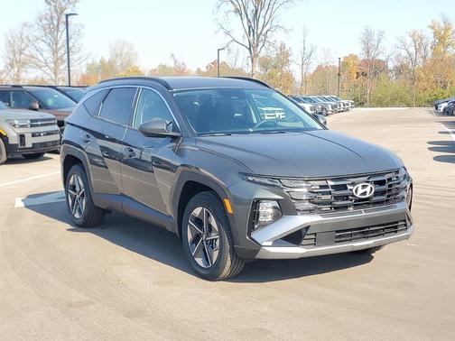 Amazon Gray 2026 Hyundai TUCSON Hybrid SEL