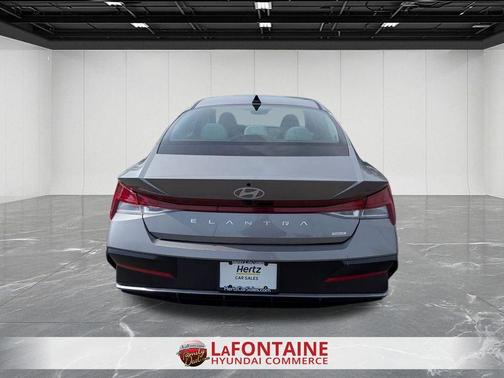 Metal 2025 Hyundai ELANTRA HEV Limited