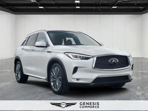 Radiant White 2024 INFINITI QX50 SENSORY