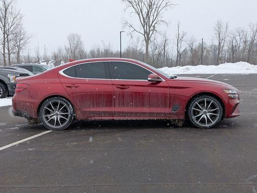 2023 Genesis G70 2.0T