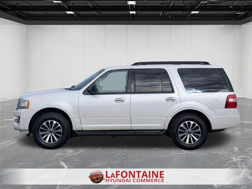 White Platinum Clearcoat Metallic 2016 Ford Expedition XLT